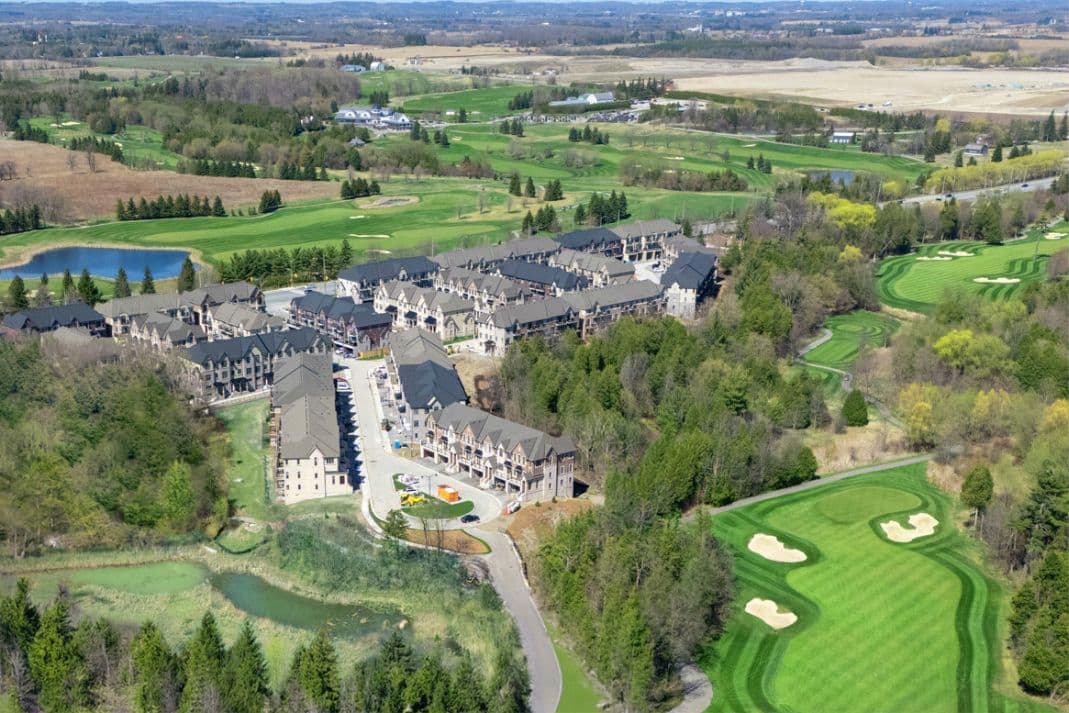Brownstones at Angus Glen